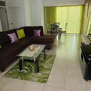 Apartment New Luxurious Secure, Kingston